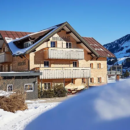 Breitachhus 3*