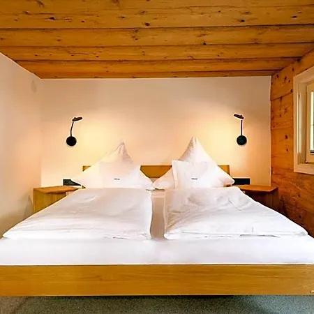 Breitachhus 3*